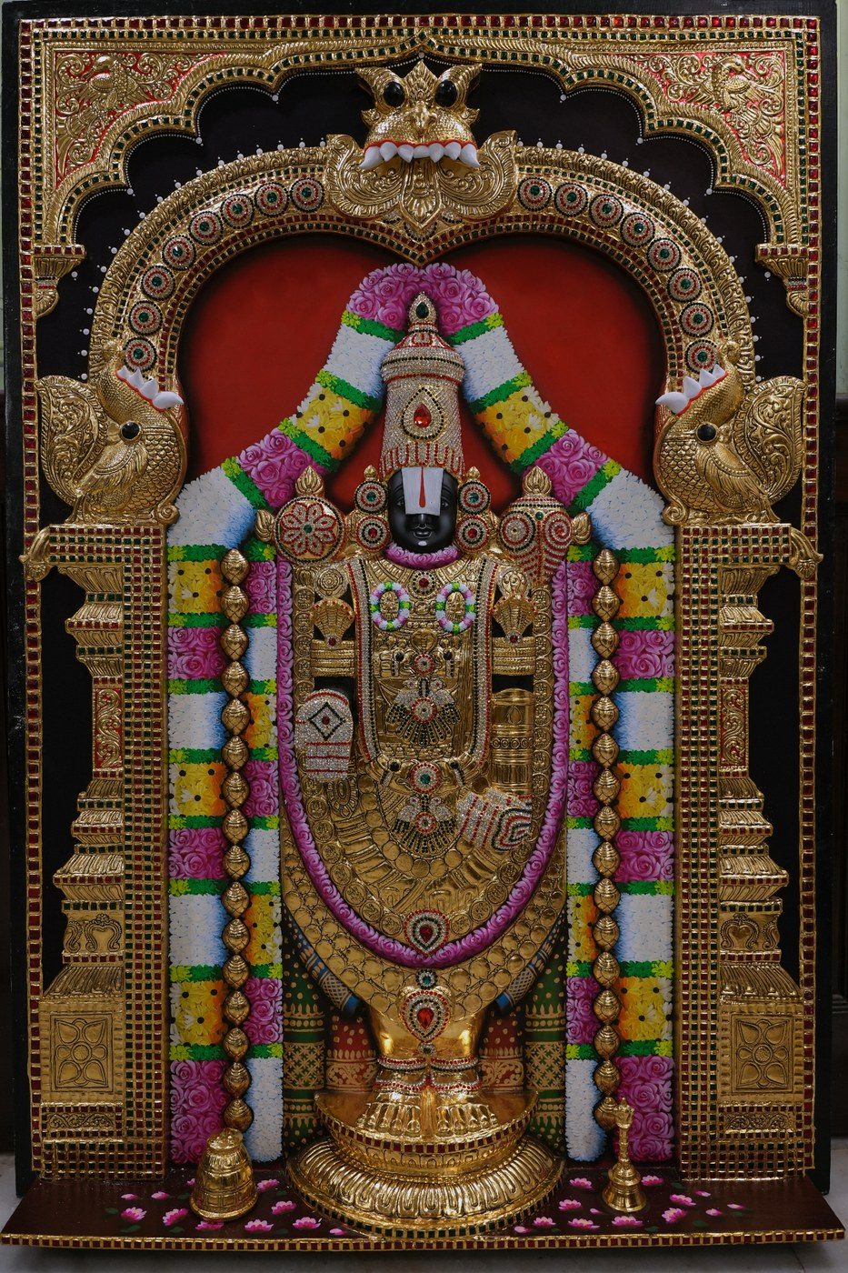 Perumal Tanjore painting with gold relief arch
